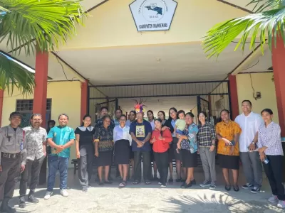 Kunjungan Mgr. Dr. Yanuarius Teofilus Matopai You